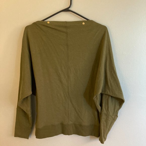 Stella & Dot Olive Green Top with Gold Accents - Picture 6 of 7